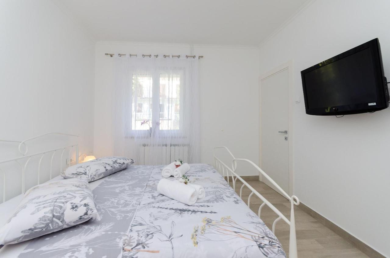 Apartment Zdenko Rovinj Luaran gambar